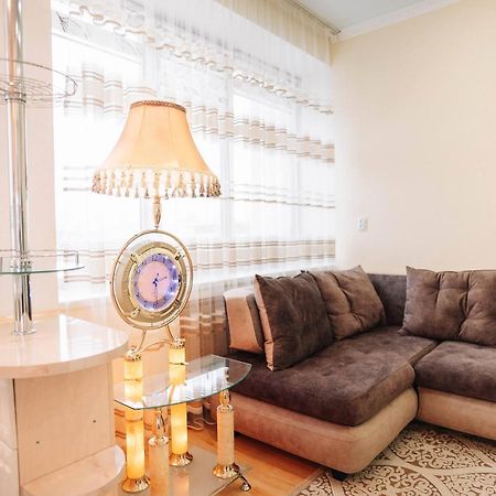 Апартаменты Люкс Рядом С Рекой Иртыш Pavlodar Exterior foto
